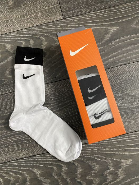 Sosete nike model nou 5 la set 70 lei