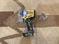 Mașină de înșurubat cu impact Dewalt DCF921