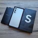 New! Galaxy S22 Plus 256GB "Snapdragon 8 Gen 1"