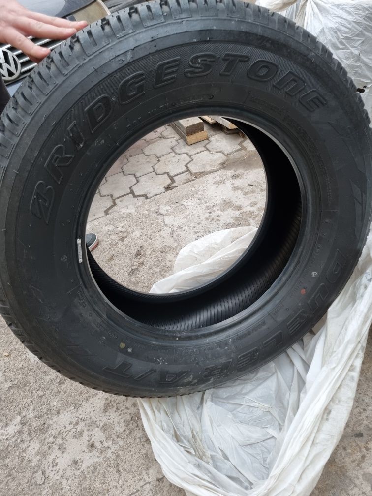 Шины Bridgestone 265/65 R17