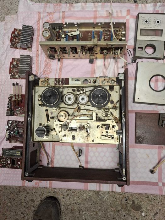 vand piese magnetofon kastan1