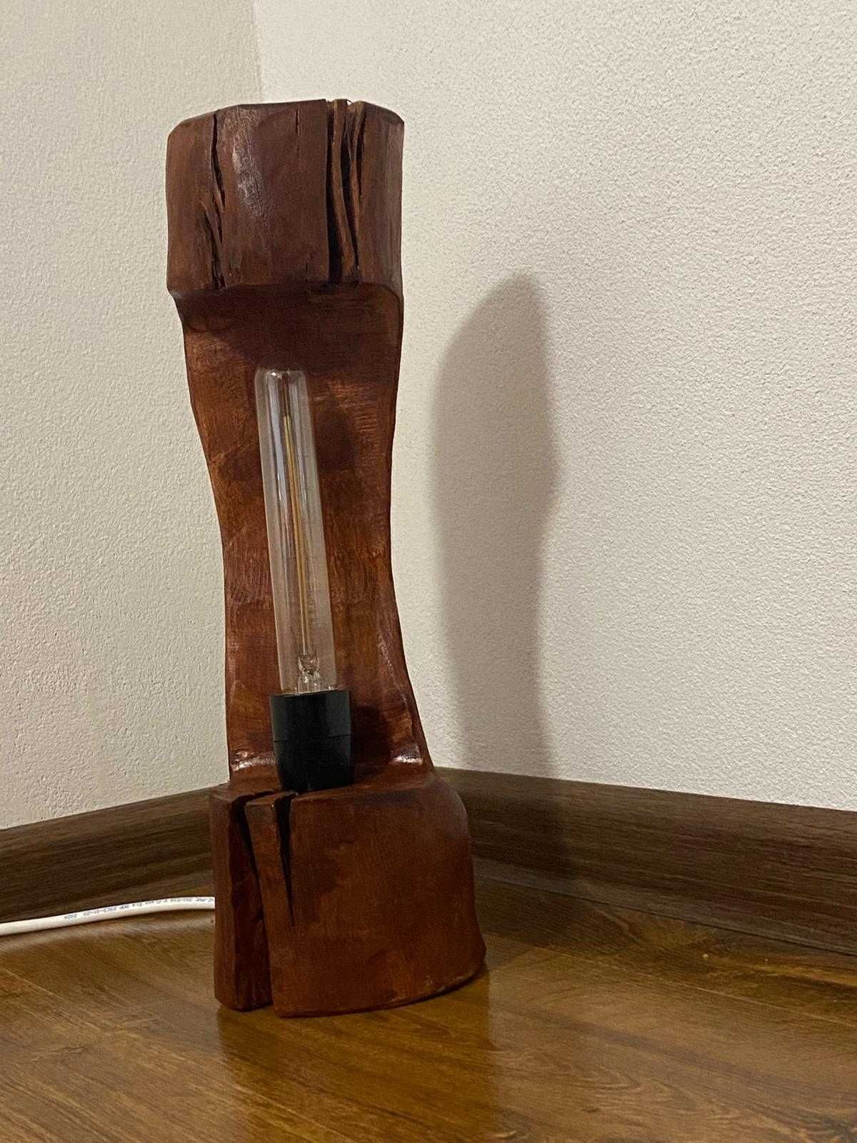 Lampă rustică vintage din lemn de frasin