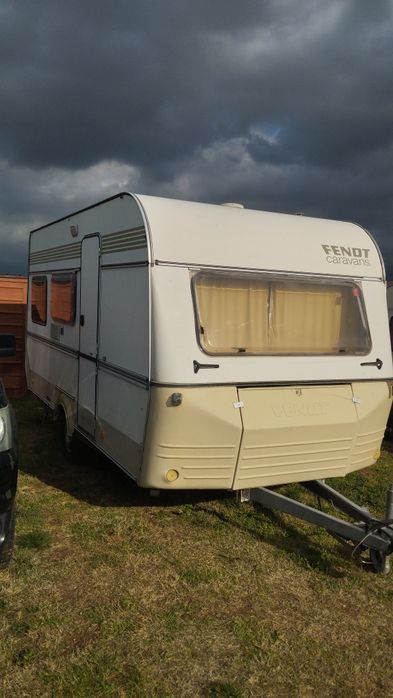 Продавам каравани