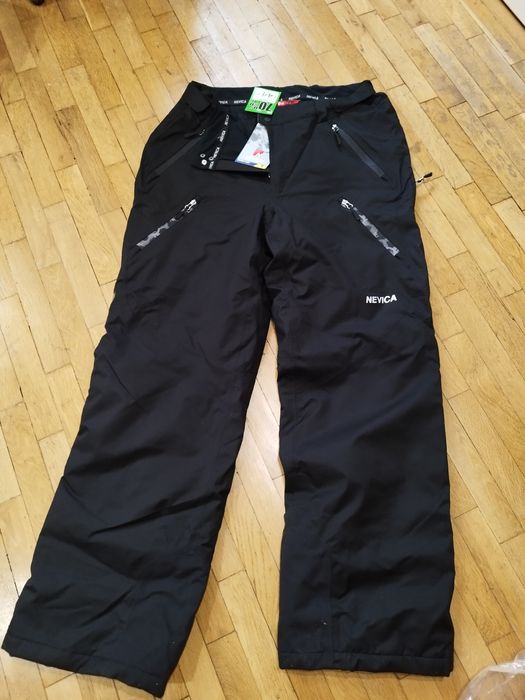 Ски долнище подходящо за скиори и планинари