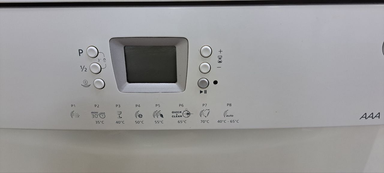 Посудомойка BEKO модель AAA, оригинал, 60х60x85 см, как новый