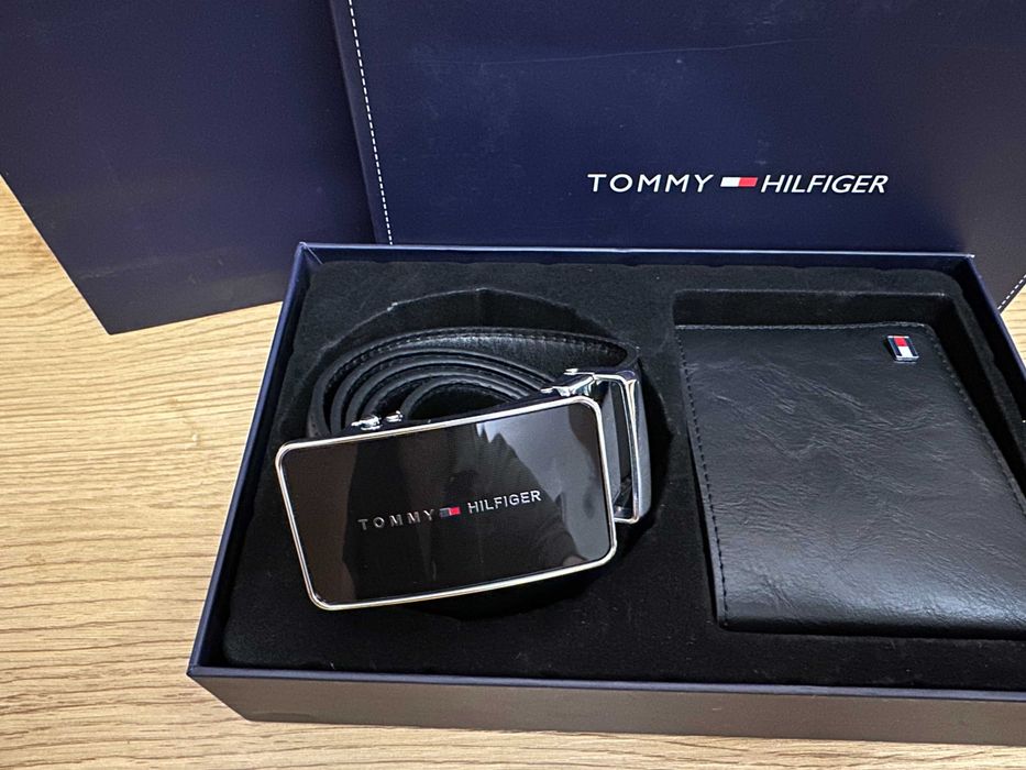 Мъжки колан и портфейл на Tommy Hilfiger