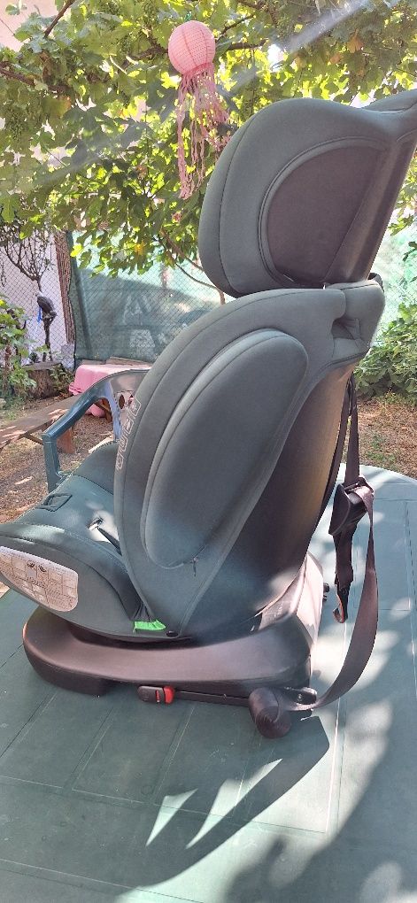 Столче за кола Chipolino - 4Kid, i-Size, 40-150 cm