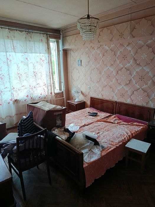 4-х комнатная квартира на Ц-6 (совсем без ремонта) ID: 2682
