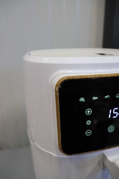 Air Fryer BERGNER, 1800W, 6,9л, 8 програми, керамично покритие