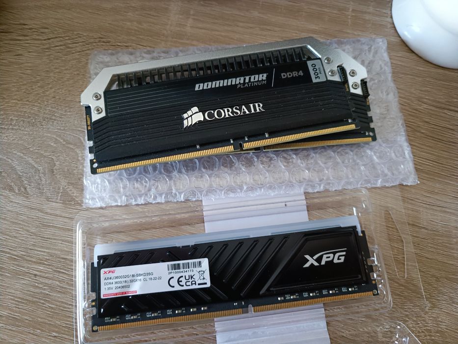 Corsair Dominator Platinium 32Gb Adata 32Gb RGB