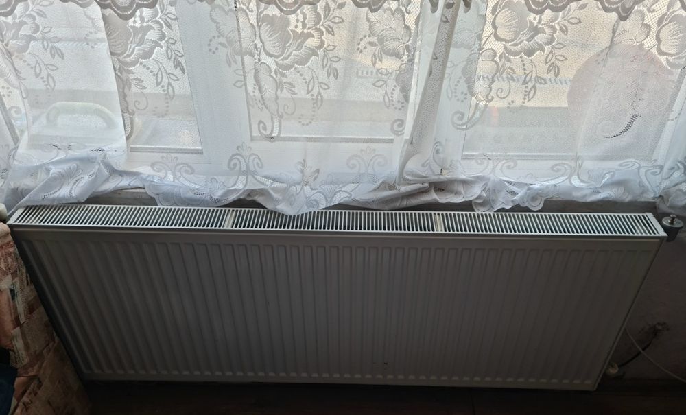 Продавам стоманени панелни радиатори COMRAD