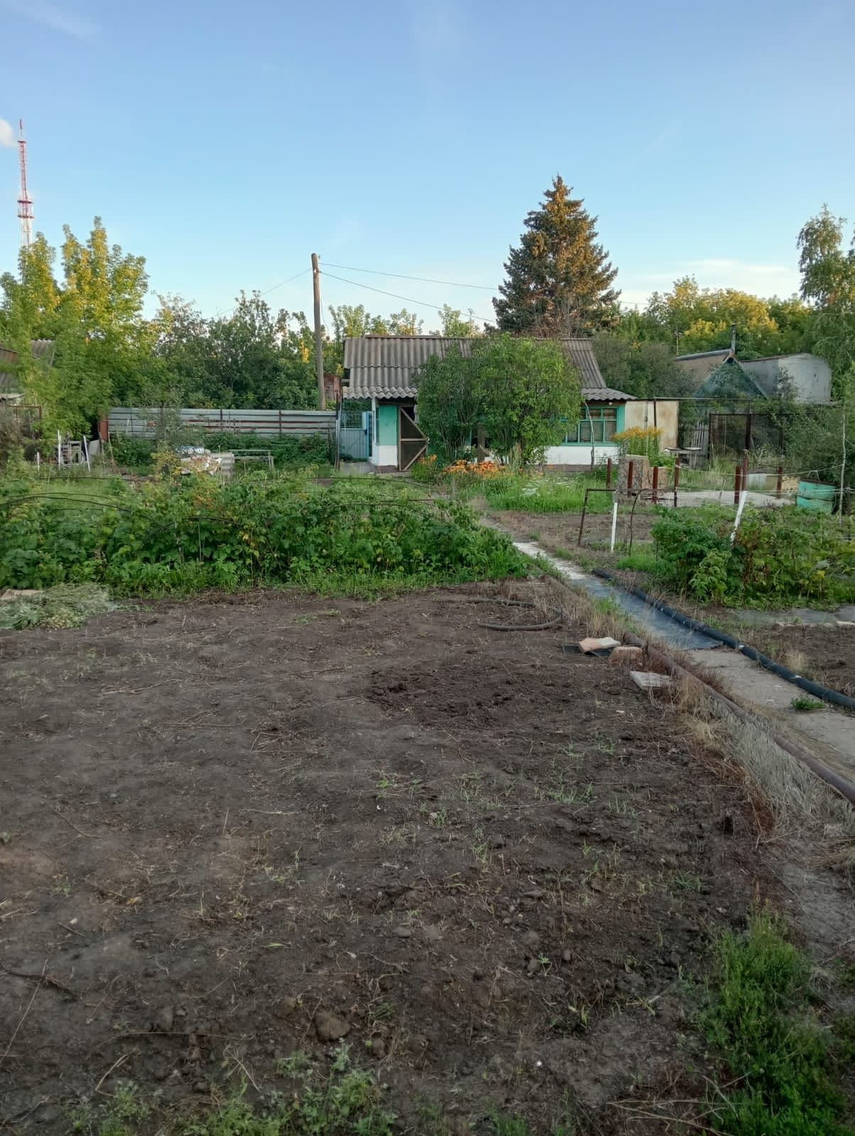 Продам дачу  в районе Телецентра.