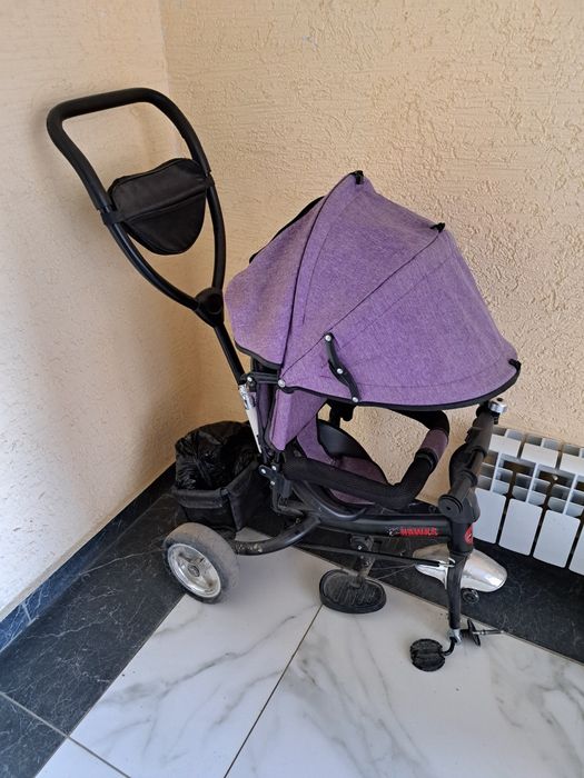 Детский трёх колесный велосипед.