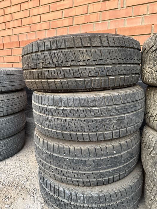 Продам зимние шины почти новое
