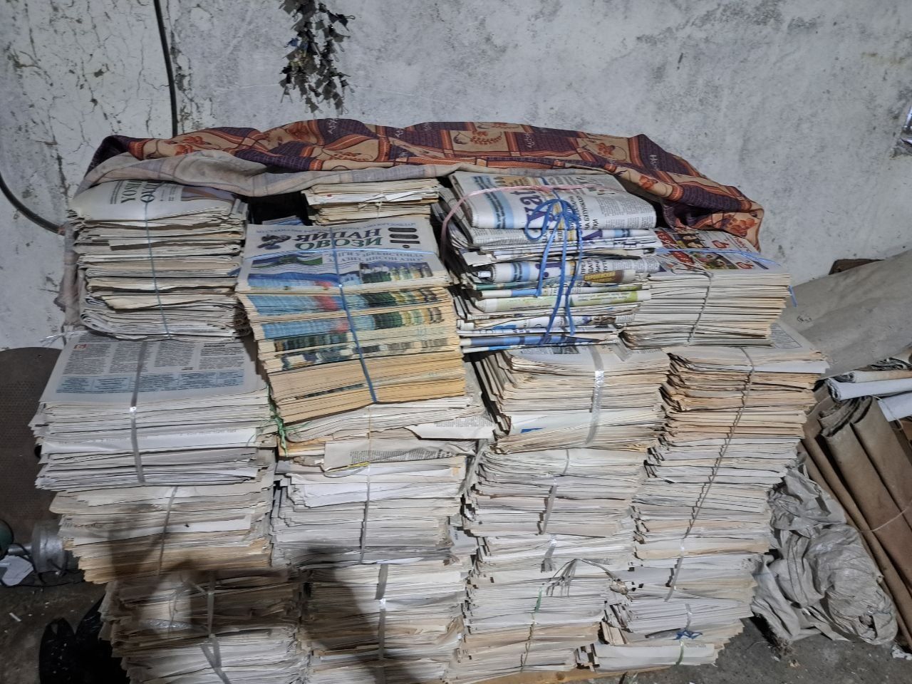 Gazeta kitob daftar makalatura qabul qilamiz bumaga sexga 5000 somgach