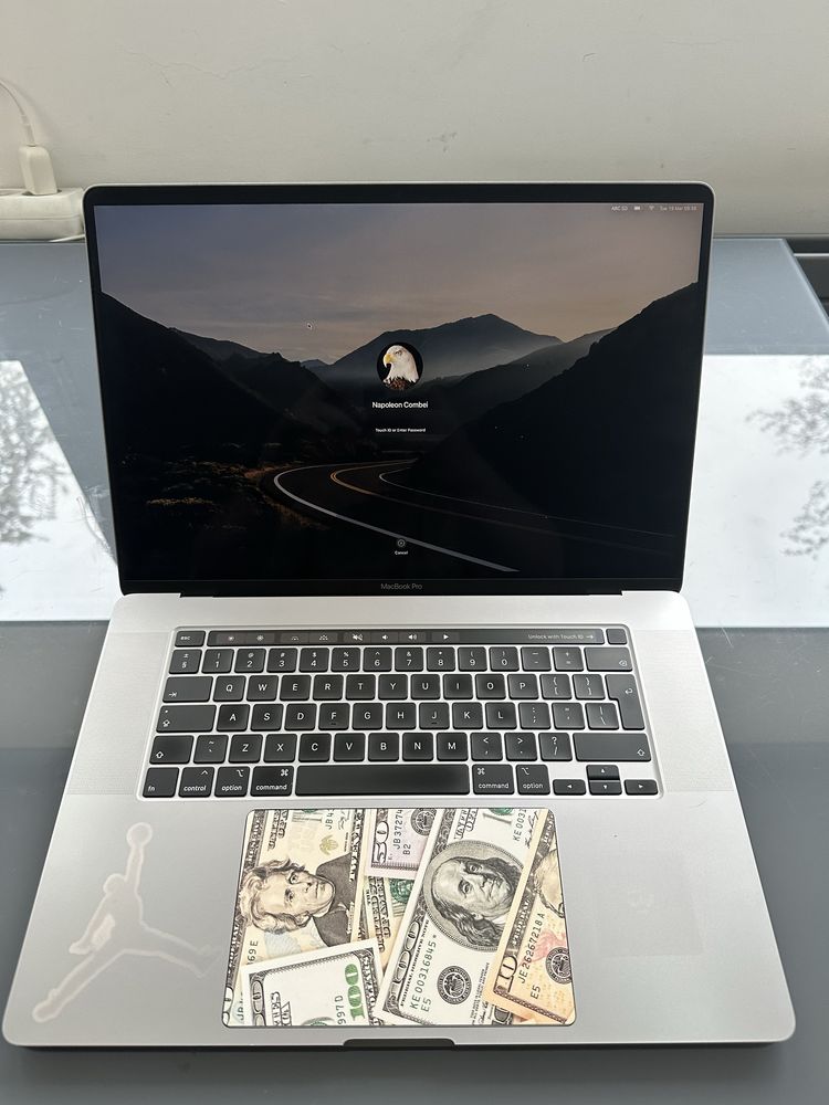 Macbook pro 16’ 2019 - 1 T
