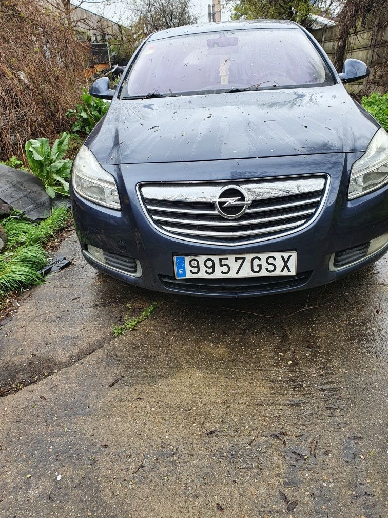 Dezmembrez Opel Insignia 1.8 benzina volan stanga