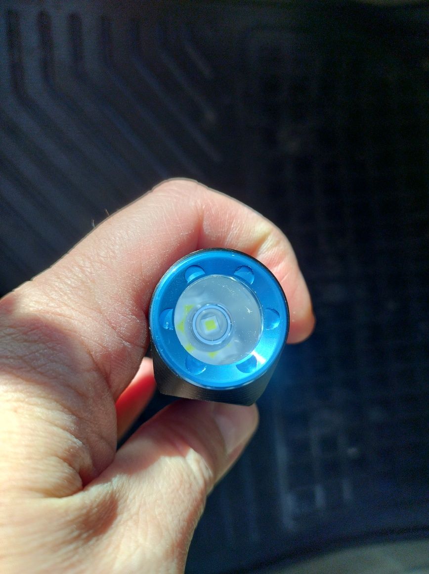 Lanterne Sofirn IF24 PRO și Warsun SQ03