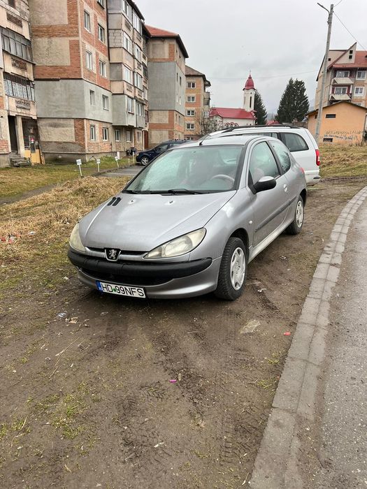 Vând Peugeot 206