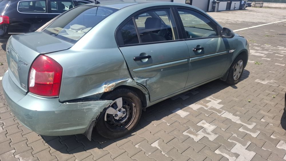 Vand stopuri,faruri Hyundai  Accent