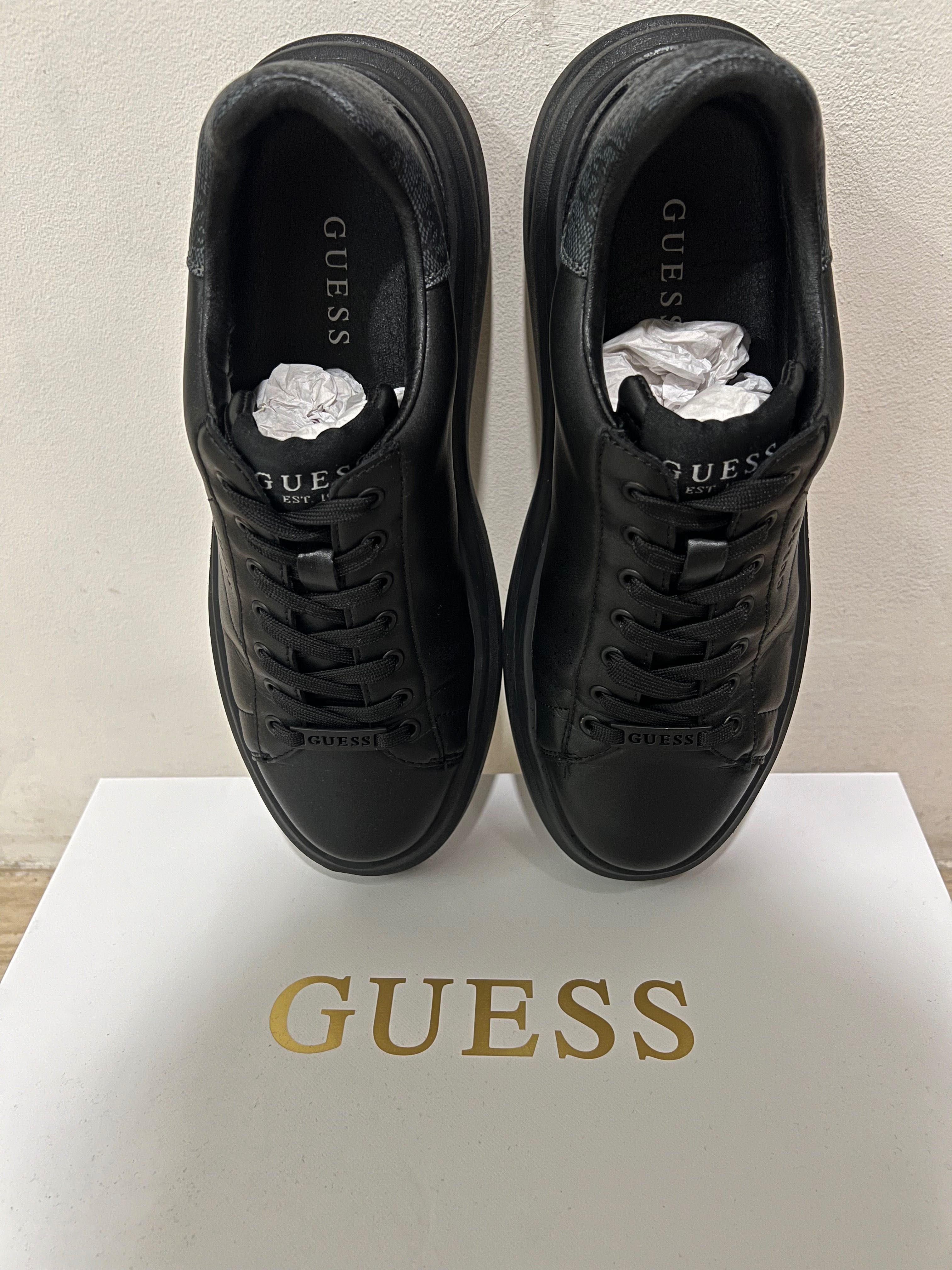 Обувки Guess ELBA