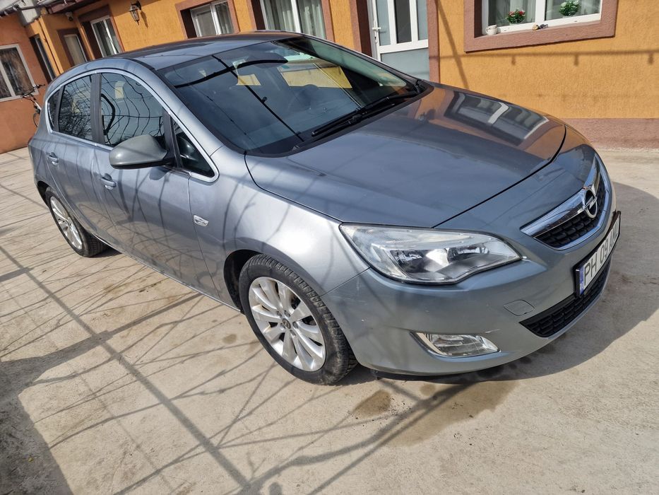 Opel astra J 1.3 cdti,consum redus