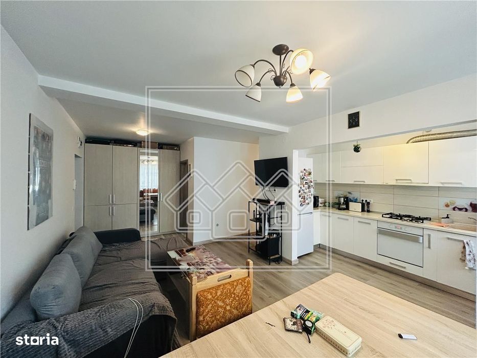 Ap cu 3 camere, balcon inchis, loc de parcare inclus - Arhitectilor