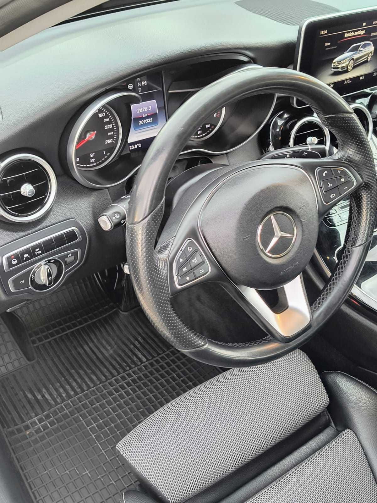 Mercedes Benz C250 4matic 2015 Automat Distronic