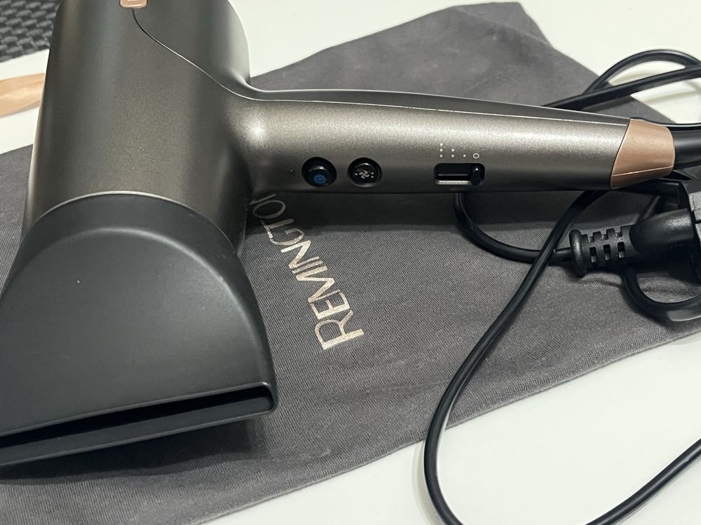 Remington сешоар D6077 ONE Dry Style