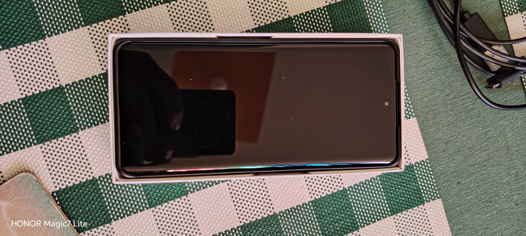 HONOR Magic6 Lite 5G, 8/256G в гаранция до 19.01.2026