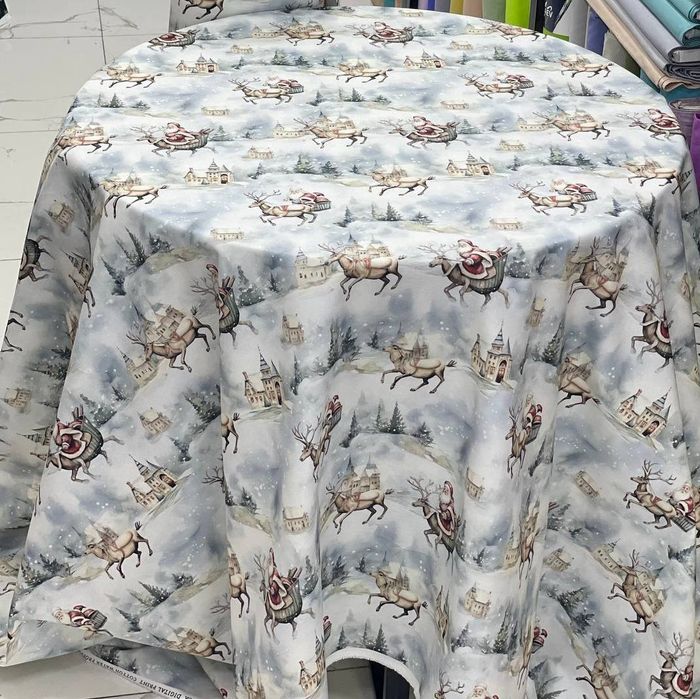 Новогодние скатерти