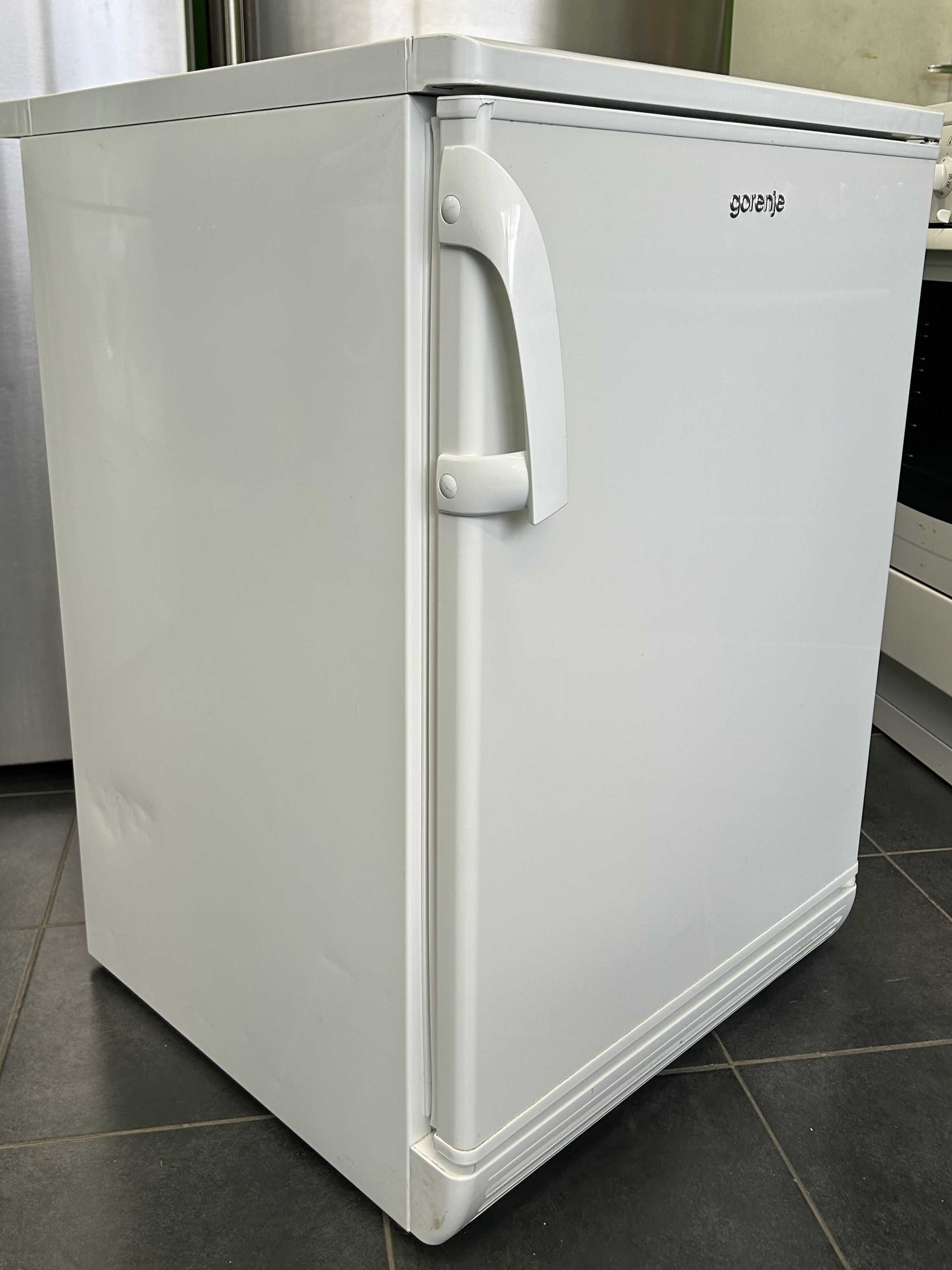 Малък хладилник с вътрешна камера Gorenje RB 6159 W/ A++/ 85 cm