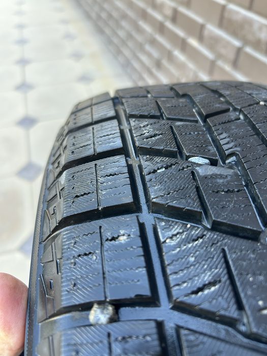 Yokohama 205/55/16 срок использование 3м зимой !