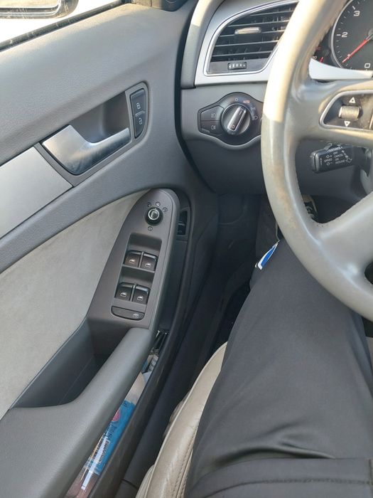 Vand audi A4 B8 2010