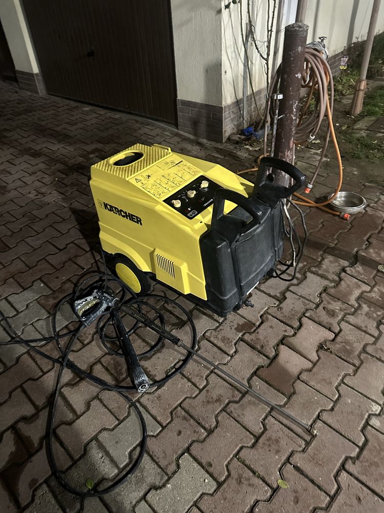 Spalator cu presiune karcher cu incalzire