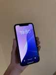 iPhone 11.