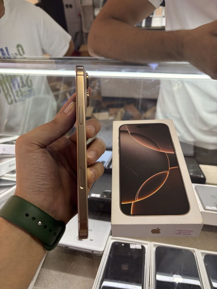 iPhone 16 Pro Max 256 gb desert