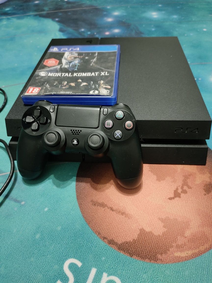 Приставка Sony Playstation 4