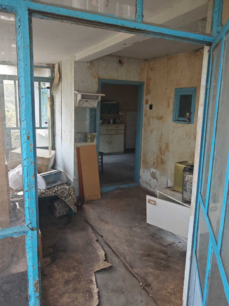 Продава се Къща в с. Острица, Област Русе - 100 кв.м за 150 €/кв.м - Снимка #7
