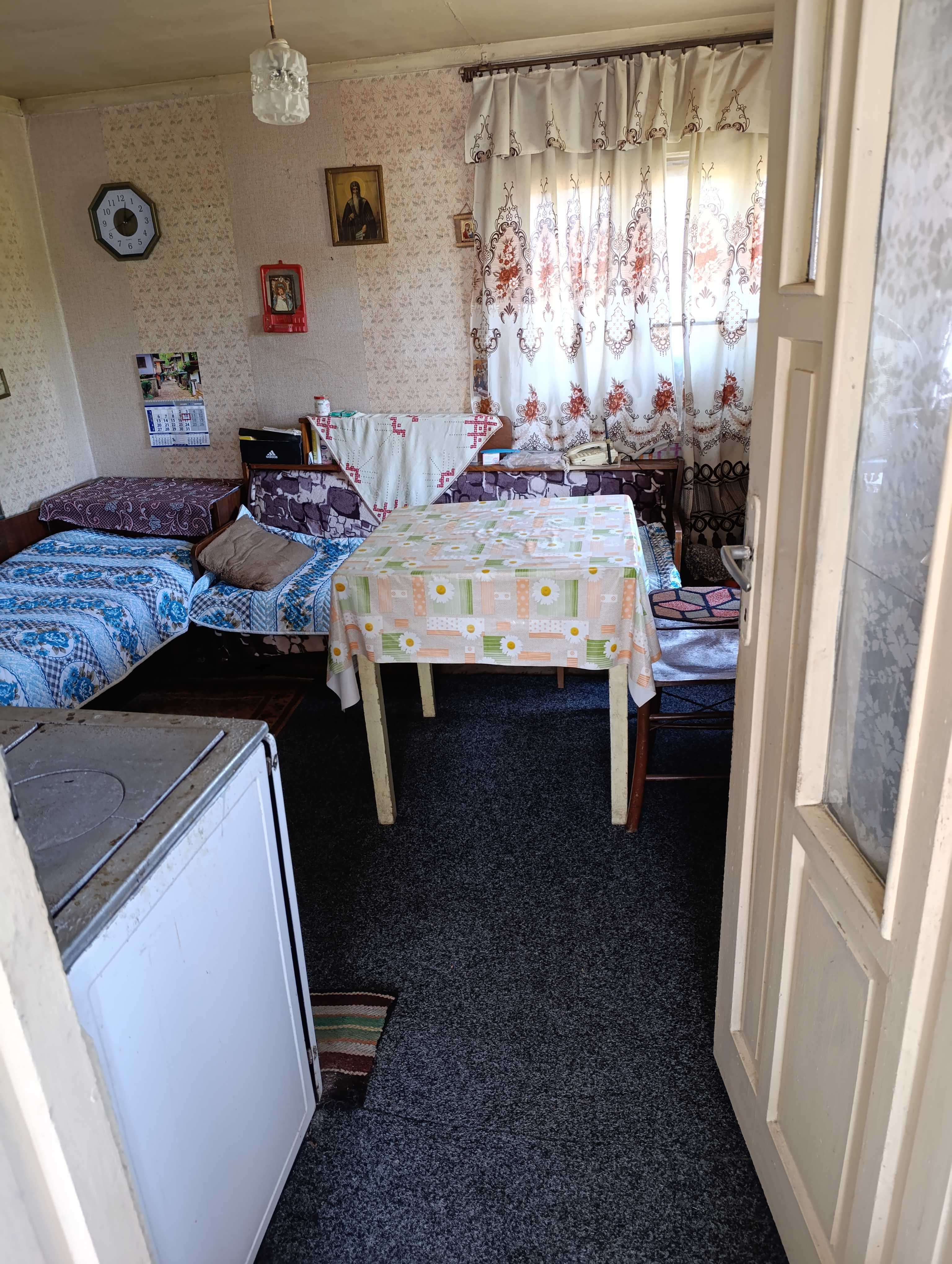 Продава къща в с. Голямо Враново