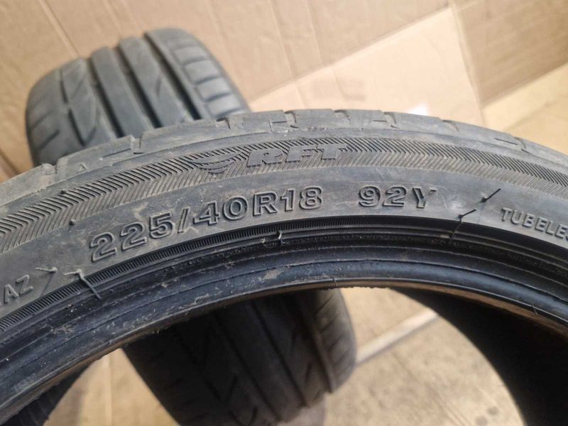 2 Bridgestone R18 225/40
летни гуми DOT1623