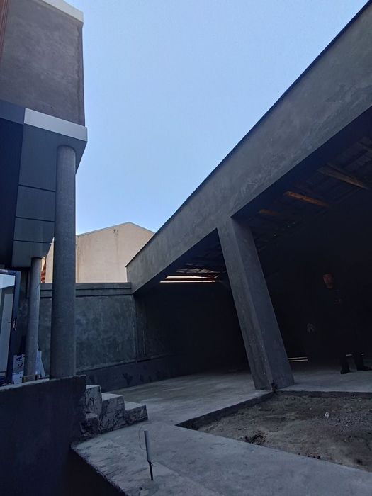 Уч Кахрамон Шредирда хайтек каробка сотилади