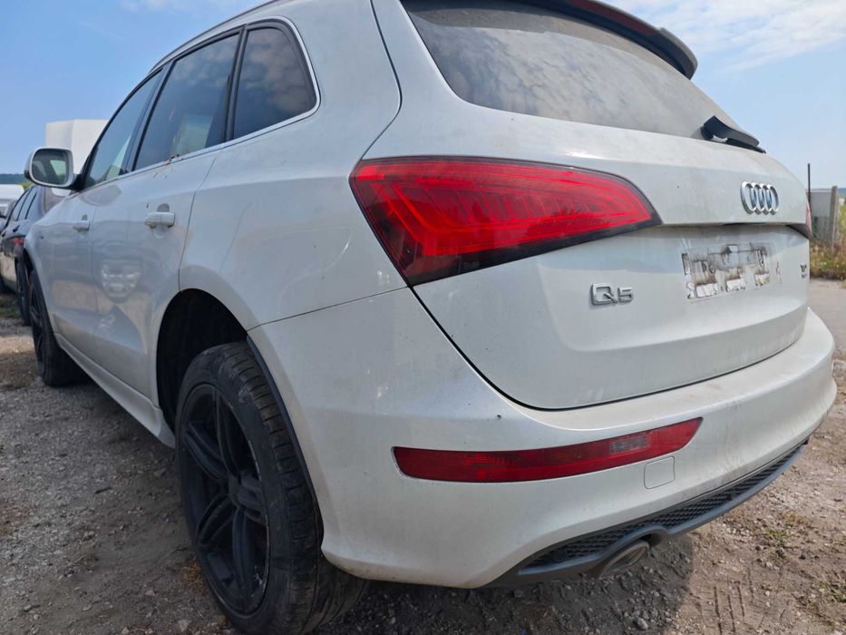 На части Audi Q5 Facelift Sline 2.0 tdi Quattro Ауди Слайн фейслифт