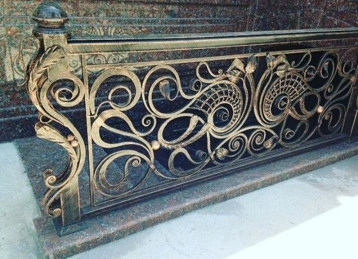 Дарвозалар решоткалар ва барча пайвандлаш ишларини  сифатли килиб бера