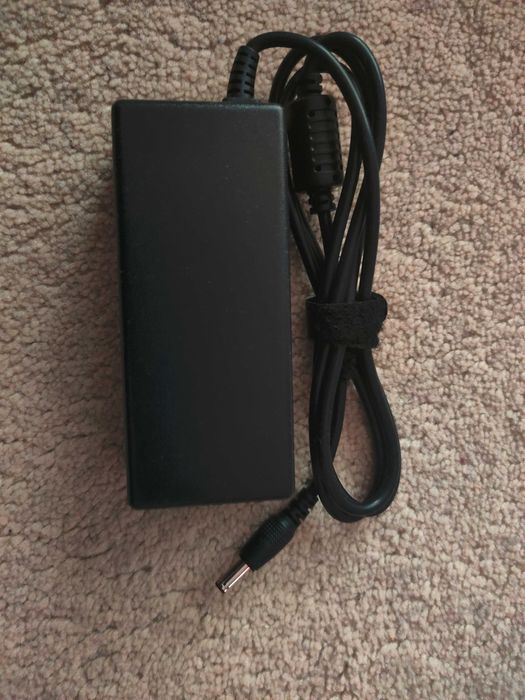 Incarcator laptop HP 65W original nou cu garanție