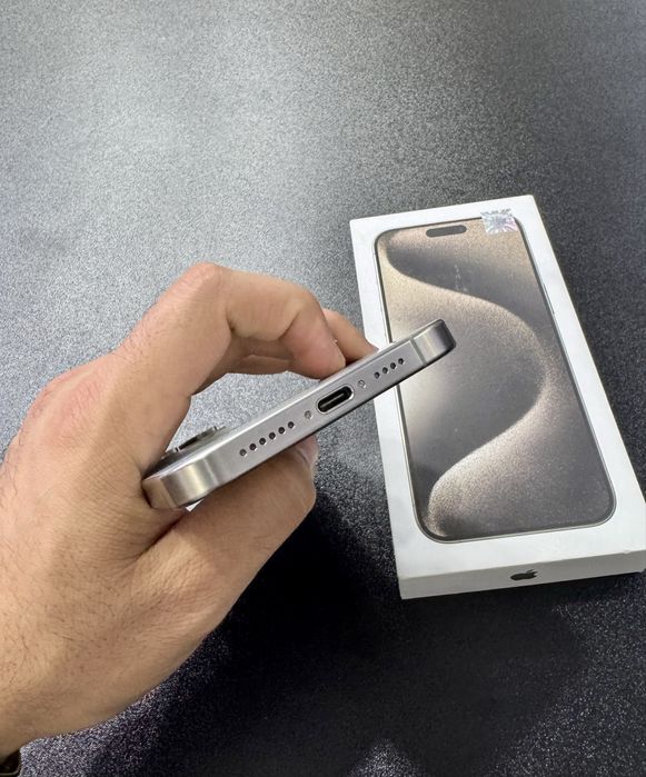 iPhone 15 Pro Max Natural Titanium идеал 10/10