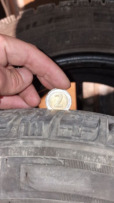 Зимни гуми 215/60/17С подсилени с товарен индескс