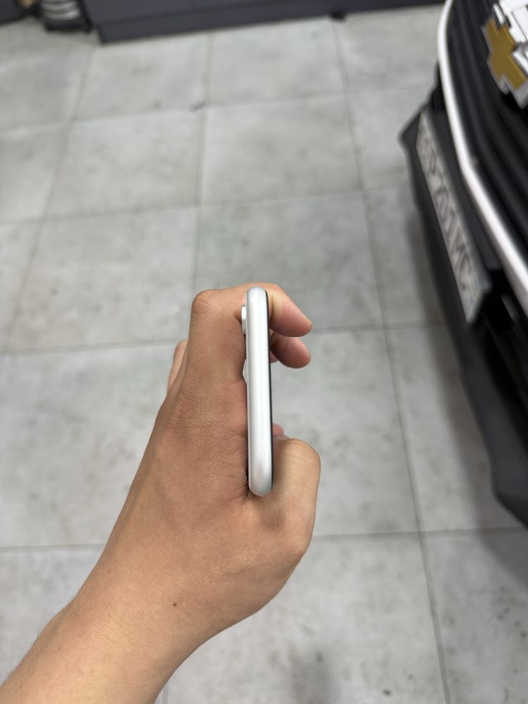 Iphone xr 64gb ideal