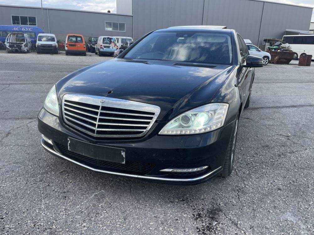 w221 Facelift Фарове  Mercedes S на части