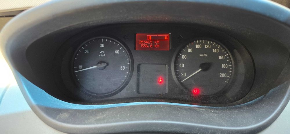 Vand Opel Vivaro 2011 Gri Metalizat 253465 km